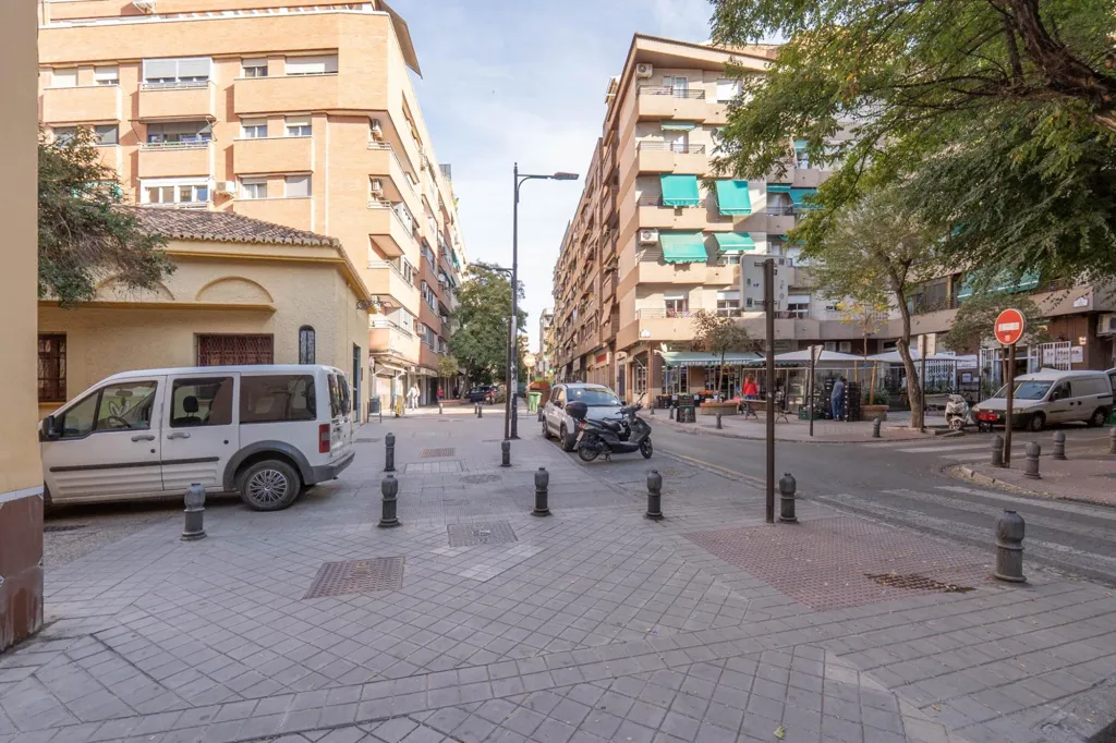 Välivaade - Apartment with Private Patio in Granada Centre