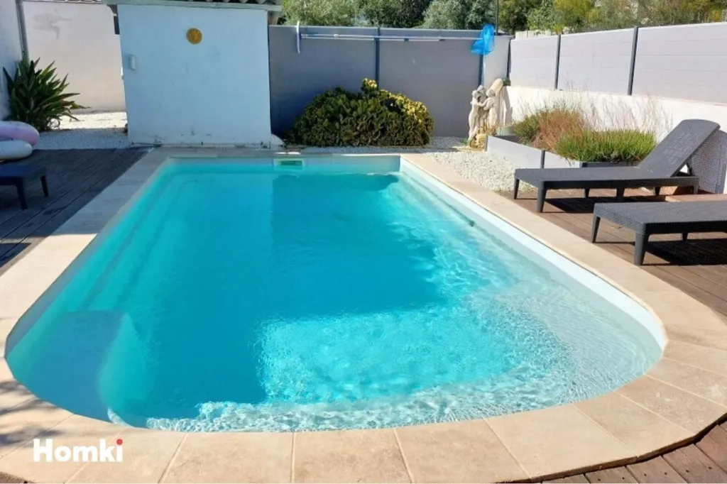 Bassein - Villa with Pool in Marseille 13011