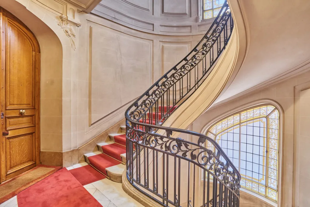 Pièces - Appartement Familial avec Balcons au 16e Arrondissement de Paris