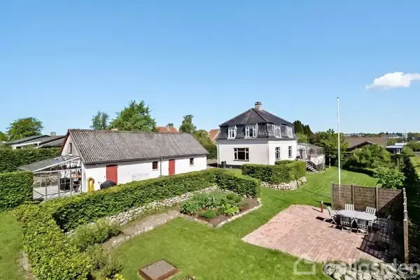 Vue aérienne - Patrician Villa with Garden in Farum