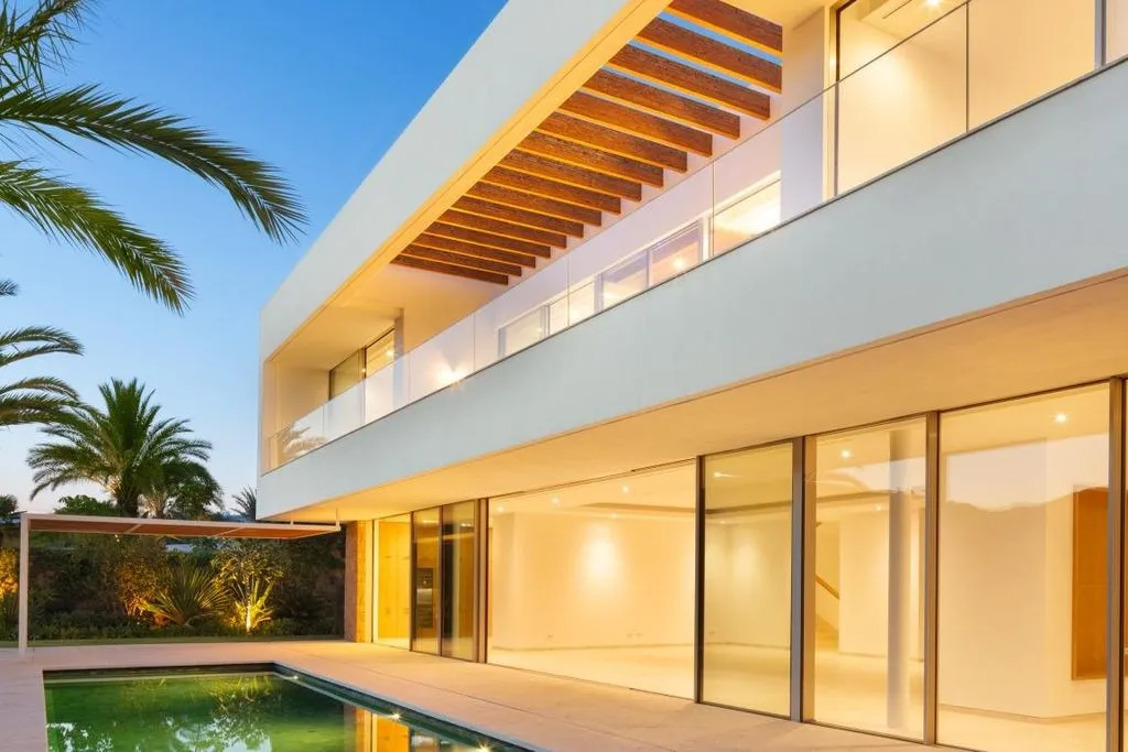 Piscina - Luxury Villa with Pool near Estepona Golf Course