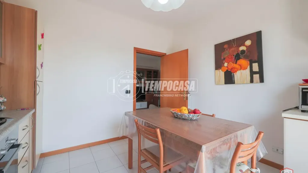 Söögituba - Spacious Triplex with Terrace in Coriano