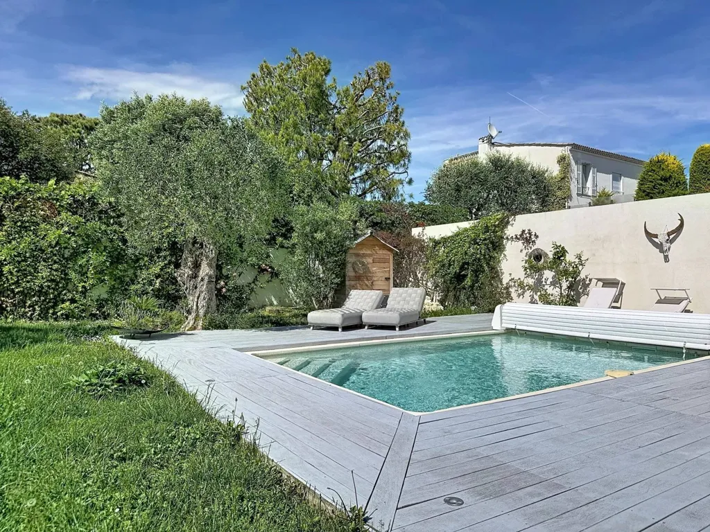 Piscine - Villa Moderne avec Vue Mer à St Pierre de Féric