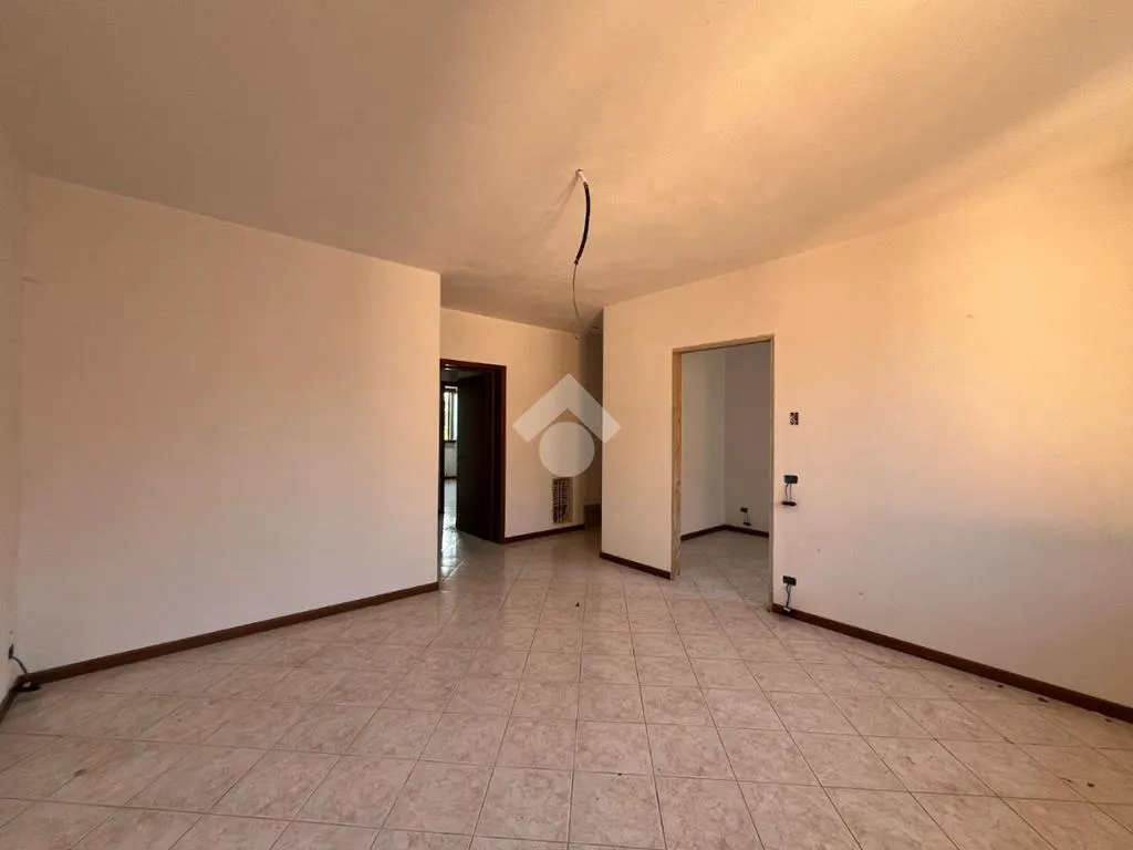 Rooms - Spacious 3-Room Apartment in Cadeo