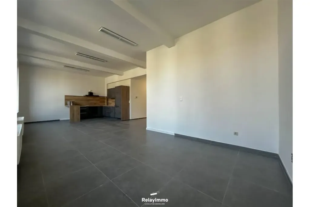 Pièces - Appartement Rénové en Centre-ville à Tournai