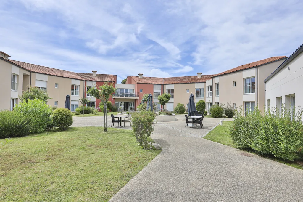 Aed - Senior Residence Studio in Angoulême