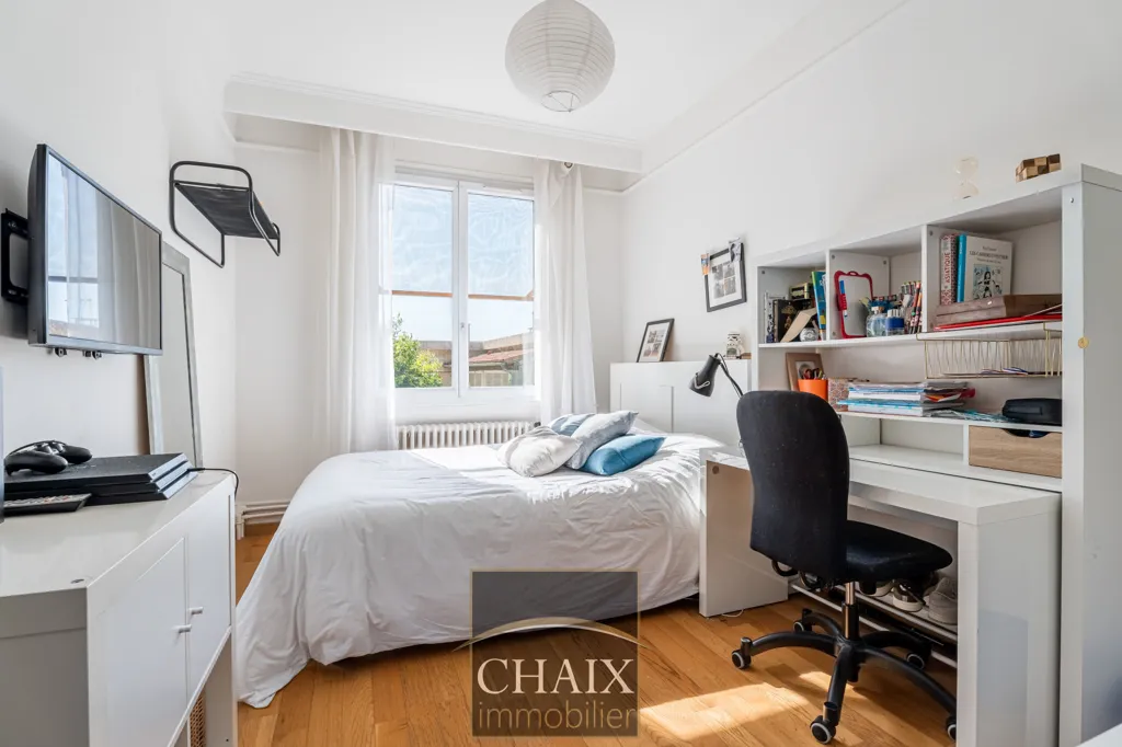 Magamistoad - Duplex Villa with South-Facing Balcony in City Centre