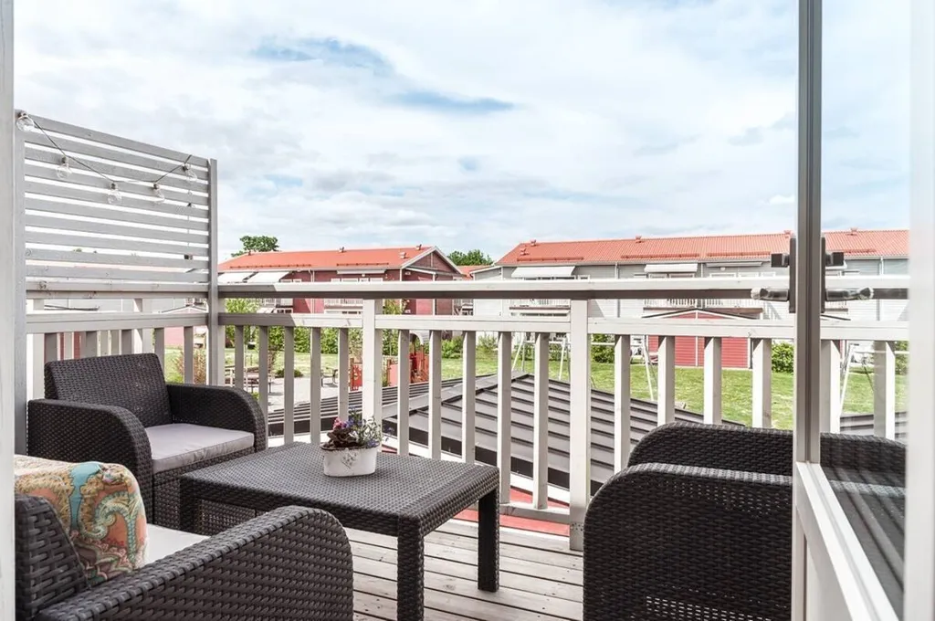 Balcon - Apartment with Balcony in Borlänge