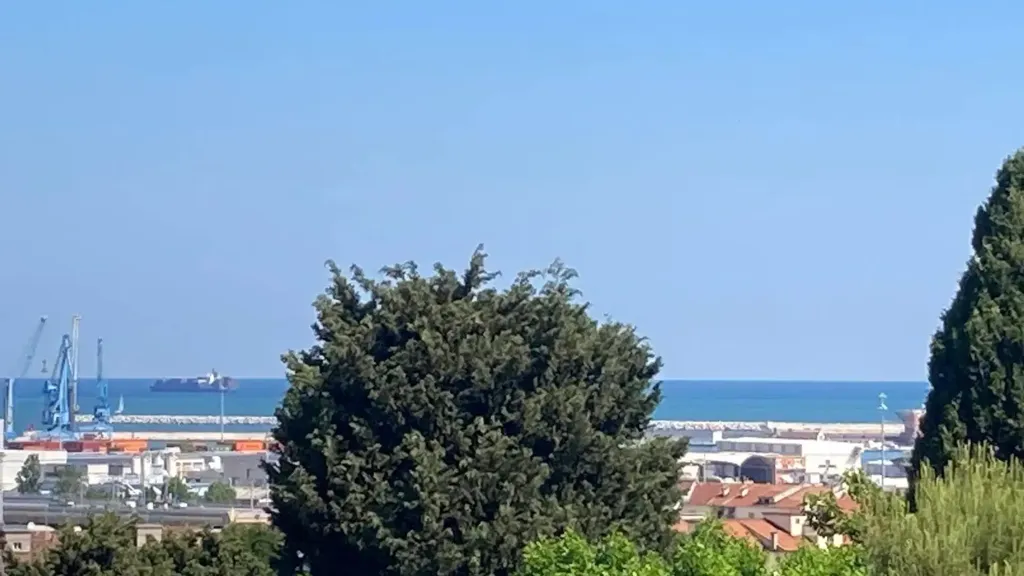 Panoramic Apartment with Balcony in Ancona