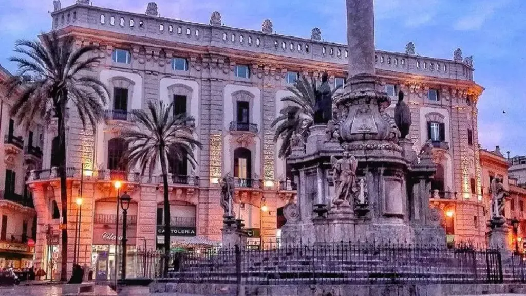 Modern Bilocale in Palermo's Historic Centre