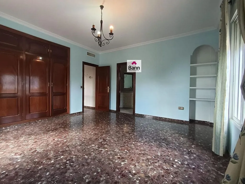 Pièces - Spacious Chalet with Pool in Cerro Muriano