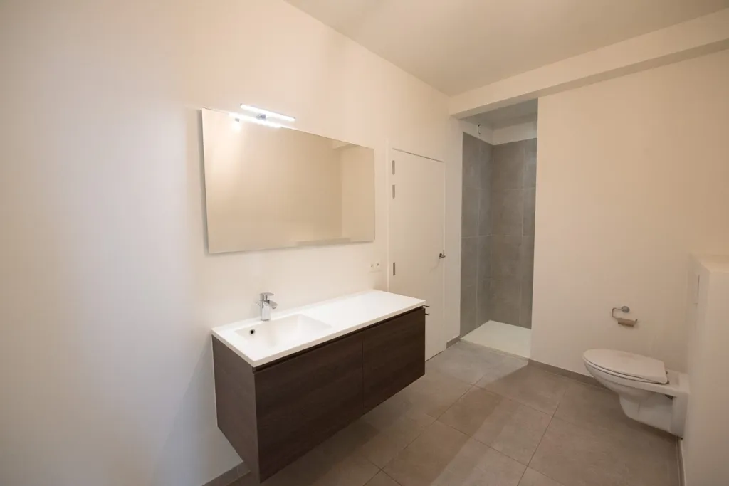 Bagni - Ground Floor Apartment with Garden in Waregem