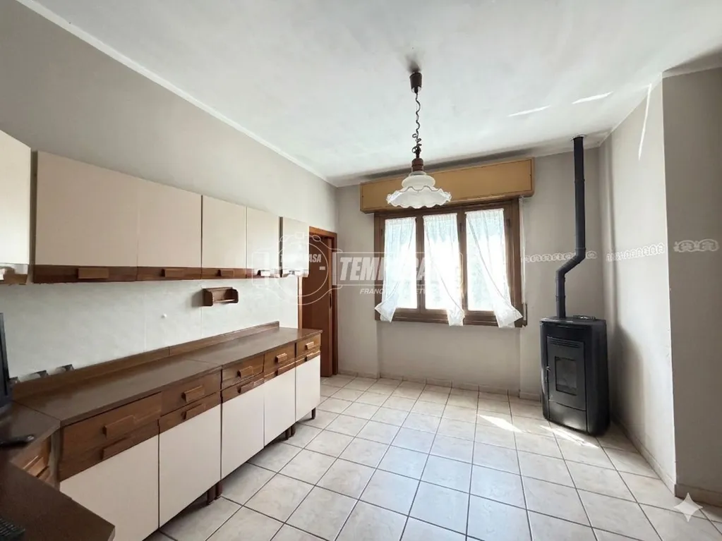 Cuisine - Villa with Pool in Merate