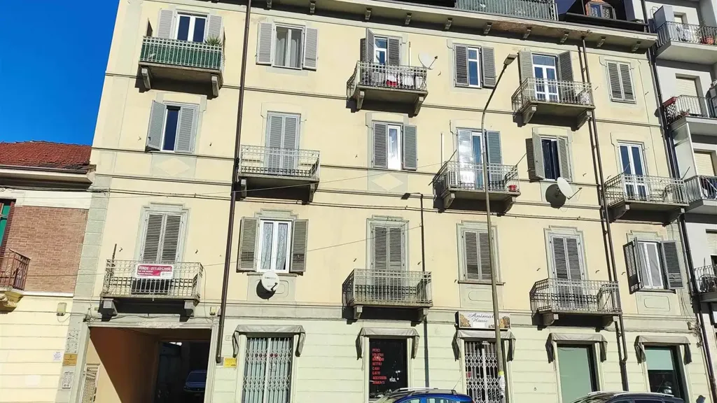 Extérieur - Brightly Laid-out Flat with Balcony in Moncalieri