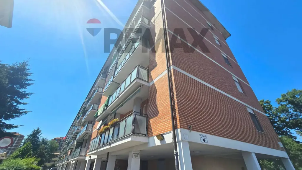 Välivaade - Spacious Triplex with Balcony in Milan