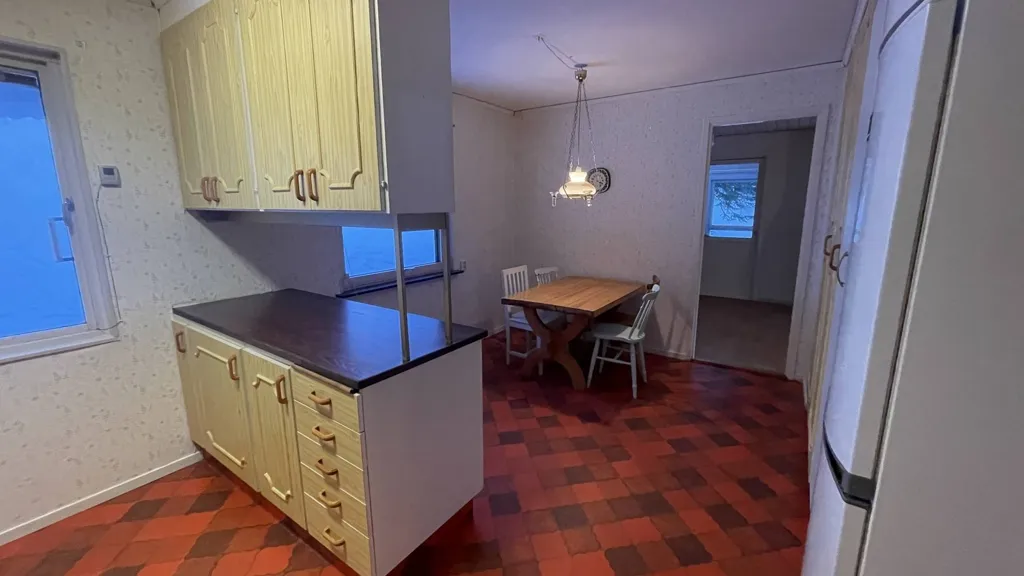 Söögituba - Semi-Detached Villa with Basement in Hede