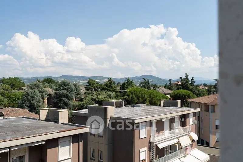Balcon - Apartment with Balcony and Garage in Voghera