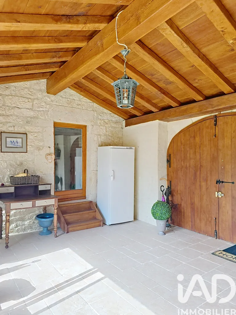 Garaaž - Luxury Villa with Pool in Bagat-en-Quercy