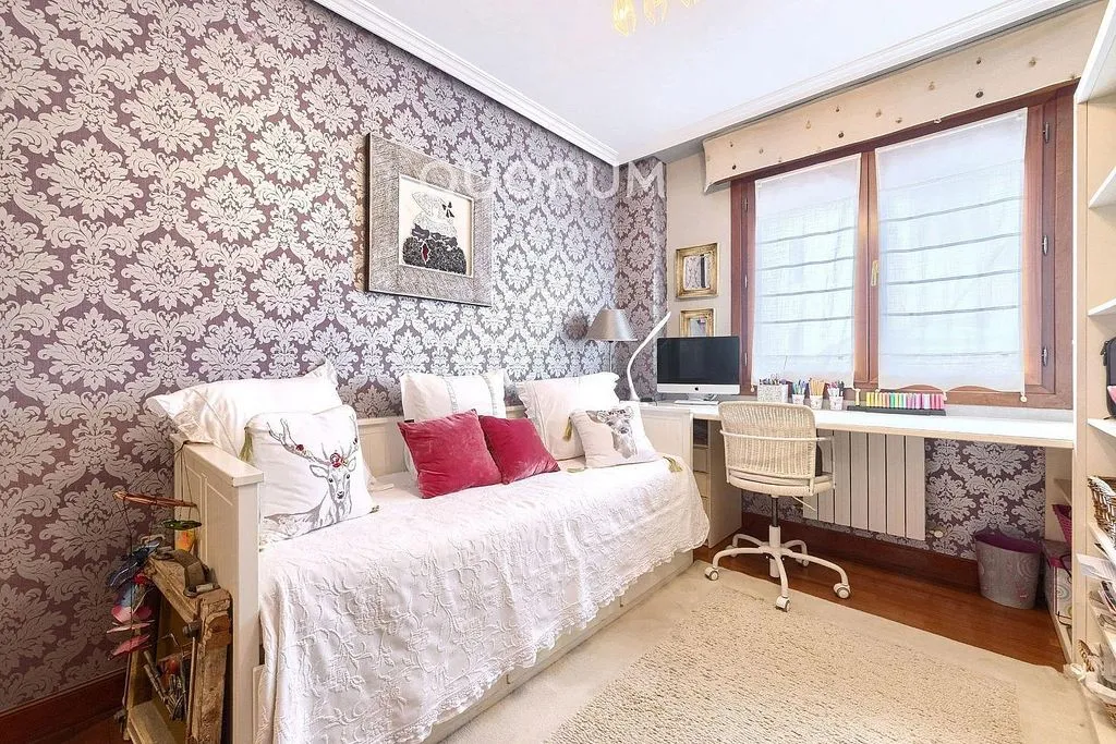 Magamistoad - Spacious Apartment with Balcony in Arrigorriaga