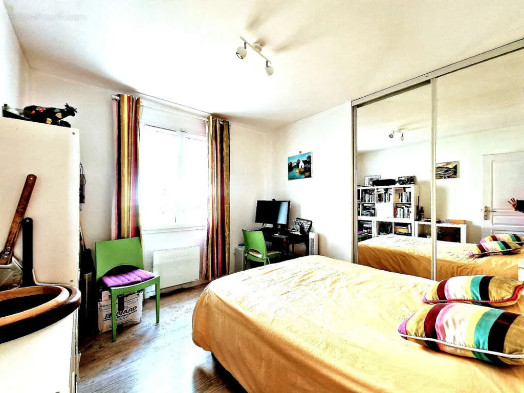 Bedrooms - New Villa with Panoramic View in Sommières