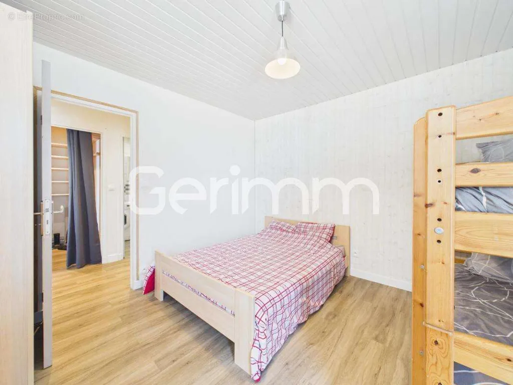 Chambres - Appartement en rez-de-chaussée avec terrasse à Chamrousse