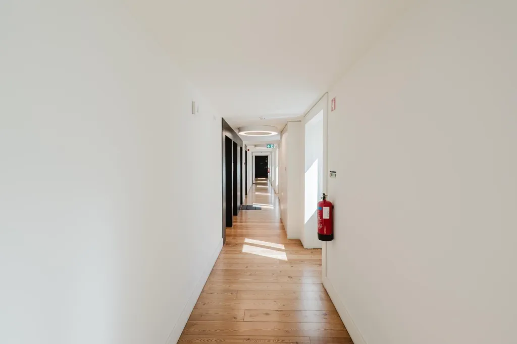 Esik - 1-Bedroom Apartment with Balcony in Lisbon
