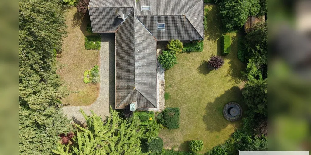 Vue aérienne - Villa à Rénover avec Jardin à Sint-Andries