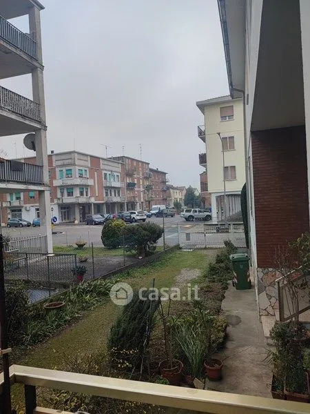 Balcon - Three-Storey House with Garden in Bondeno