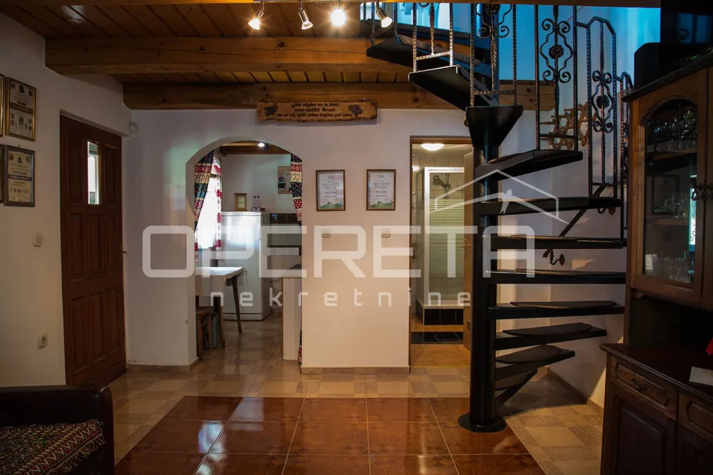 Rooms - Detached House with Forest View in Kelemen