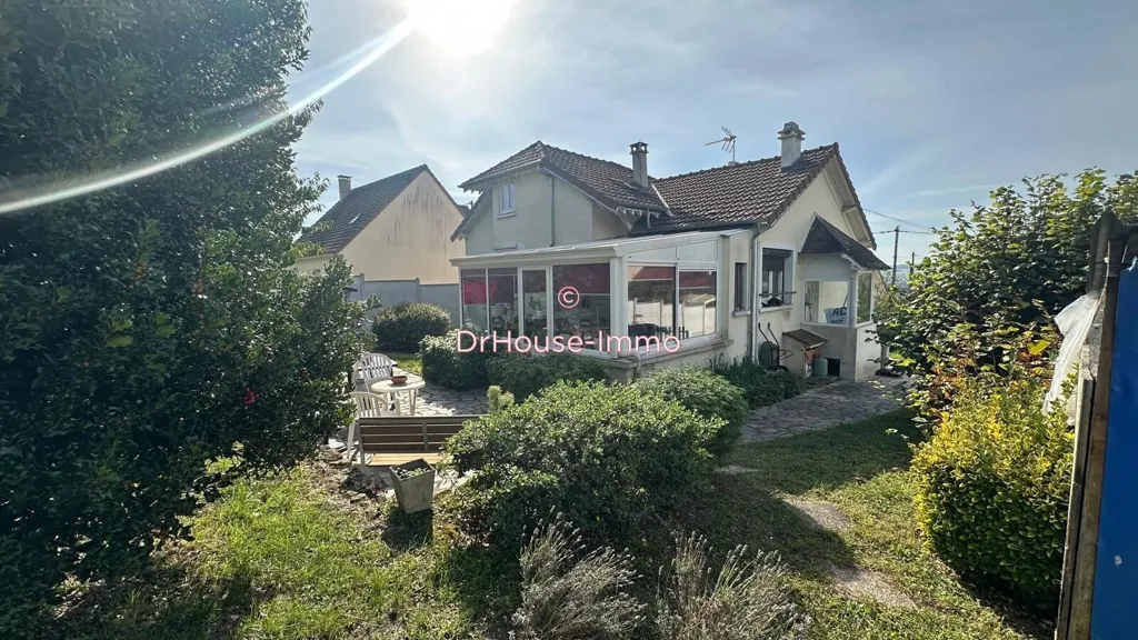 Välivaade - House with Garden in Limay