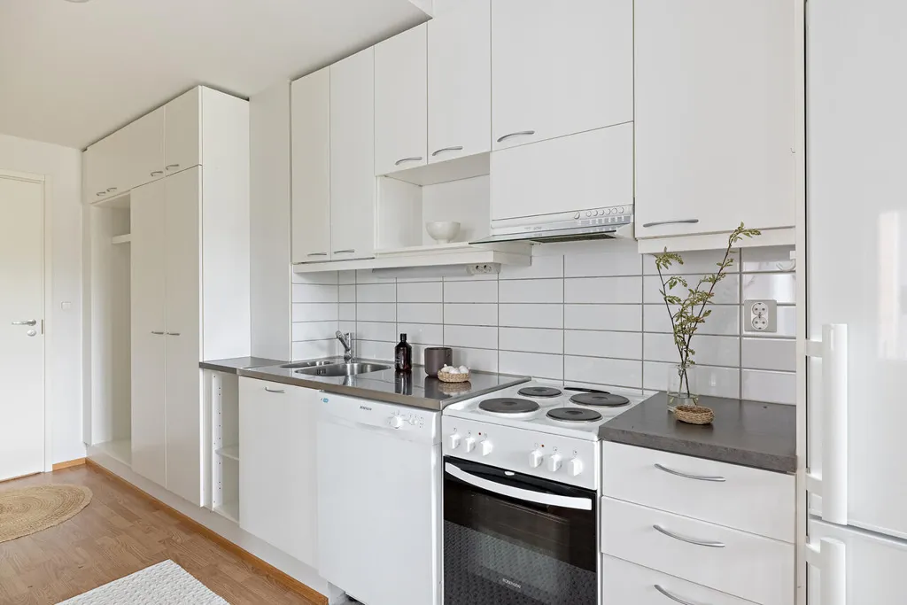 Cuisine - Apartment with Balcony and Sauna in Kaakkuri