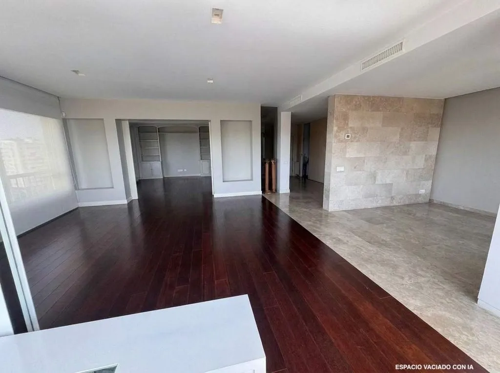 Living Room - Luxury Flat with Pool on Arroyofresno Street, Madrid