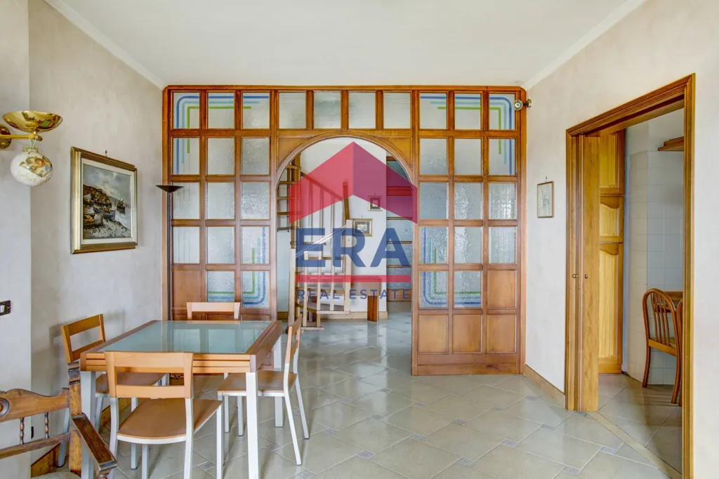 Salle à manger - Villa with 4.5-Hectare Park in Ardea