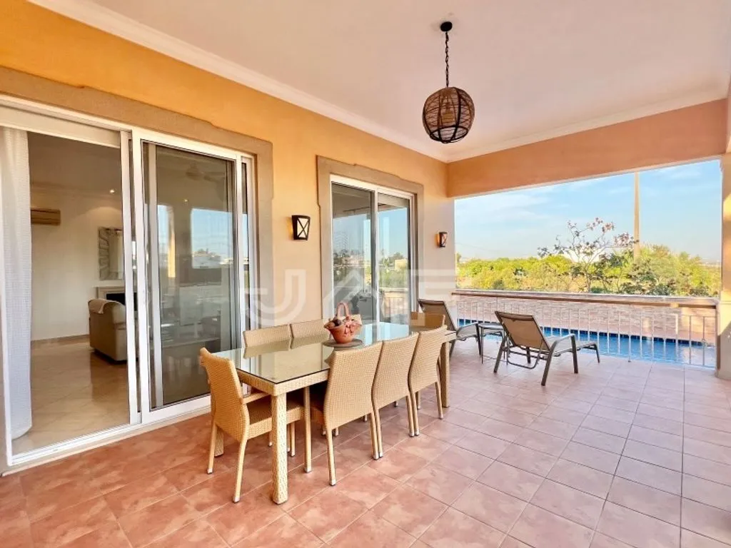 Terrass - Algarvian Style Villa with Pool in Albufeira