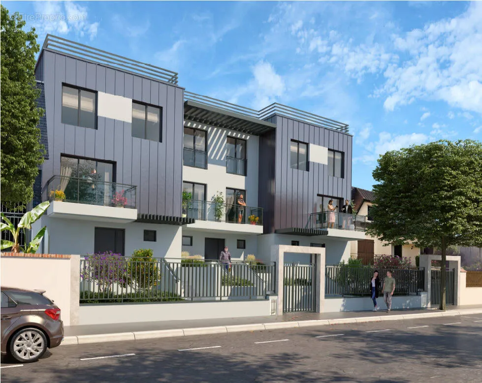 Development Plot for 3 Semi-Detached Houses in Vitry-sur-Seine