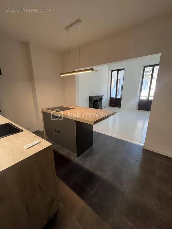 Cucina - Bright T2 Apartment with Balcony in Quiet Area