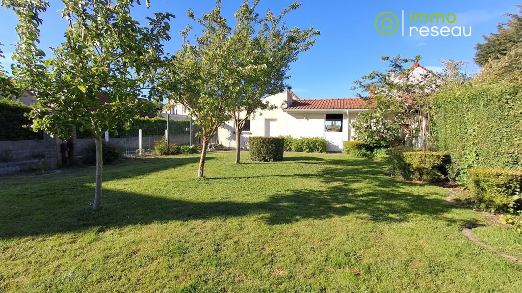 Aed - Rustic Longère with Balcony in Les Attaques