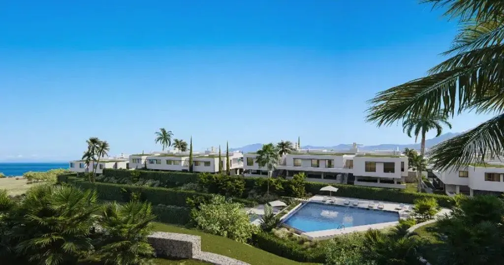 Pool - Luxury Penthouse with Mountain View in Marbella