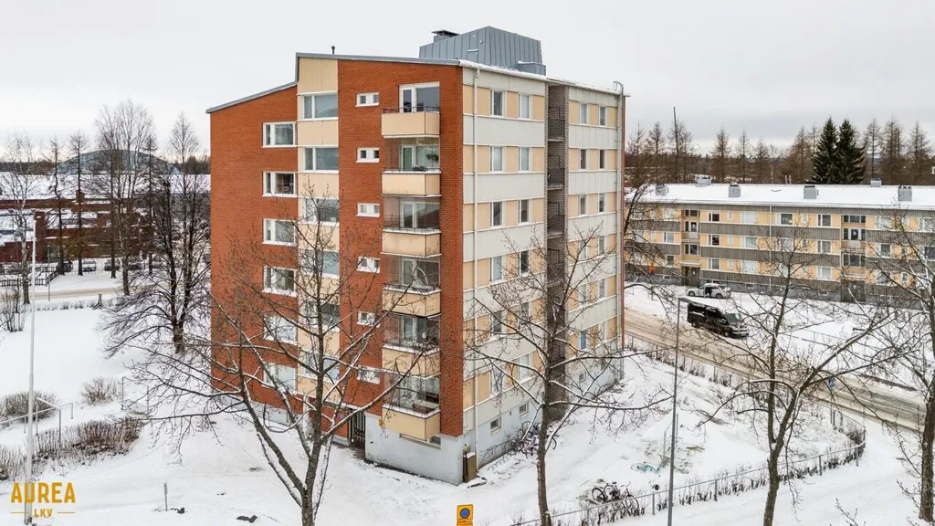 Õhuvaade - Flat with South-Facing Balcony in Heinäpää