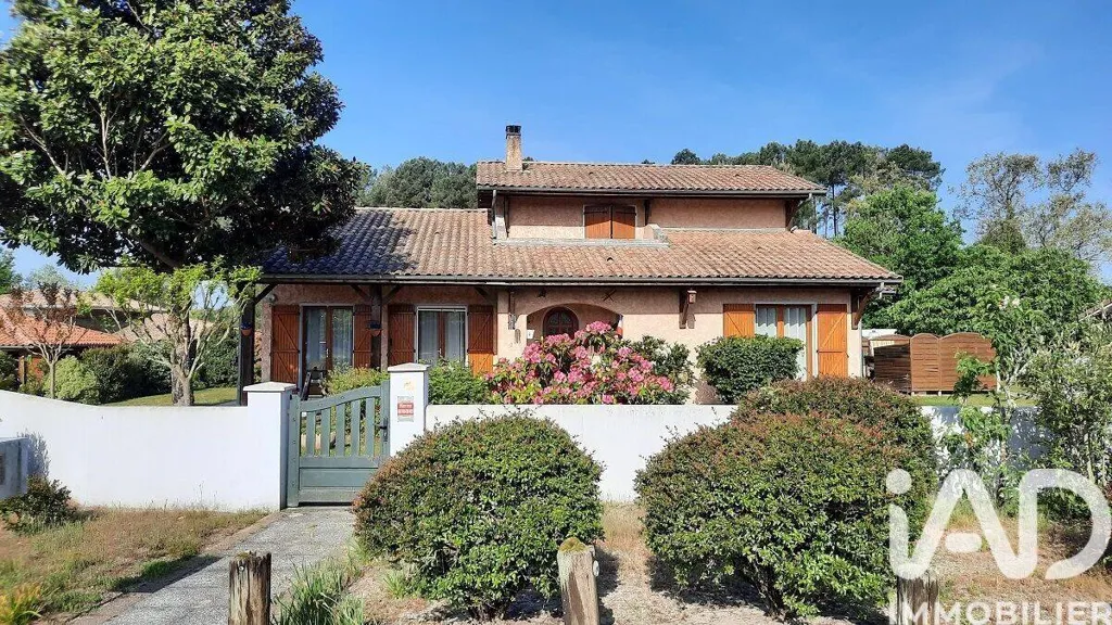 Välivaade - Traditional House with Pool in Sanguinet