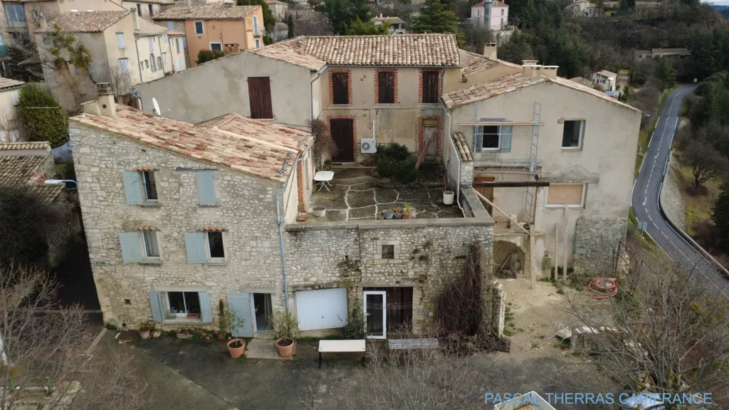 Vue aérienne - Maison de Maître du XVIIe siècle à Rénover à Sault