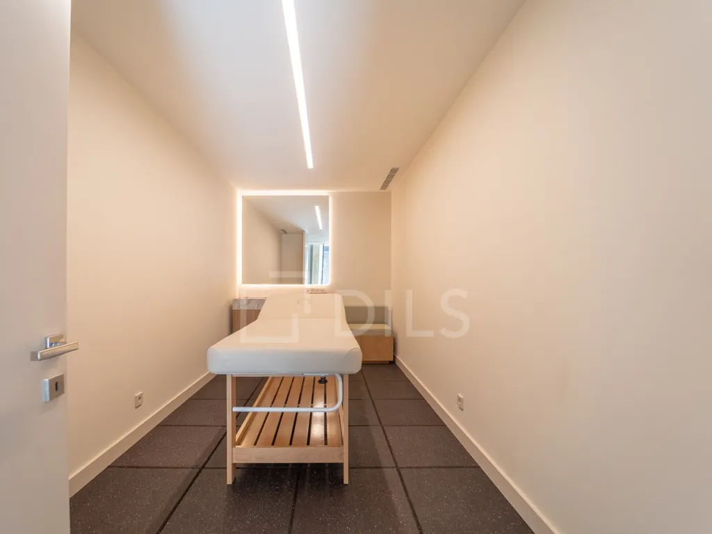 Esik - Luxury Apartment with River Views in Porto