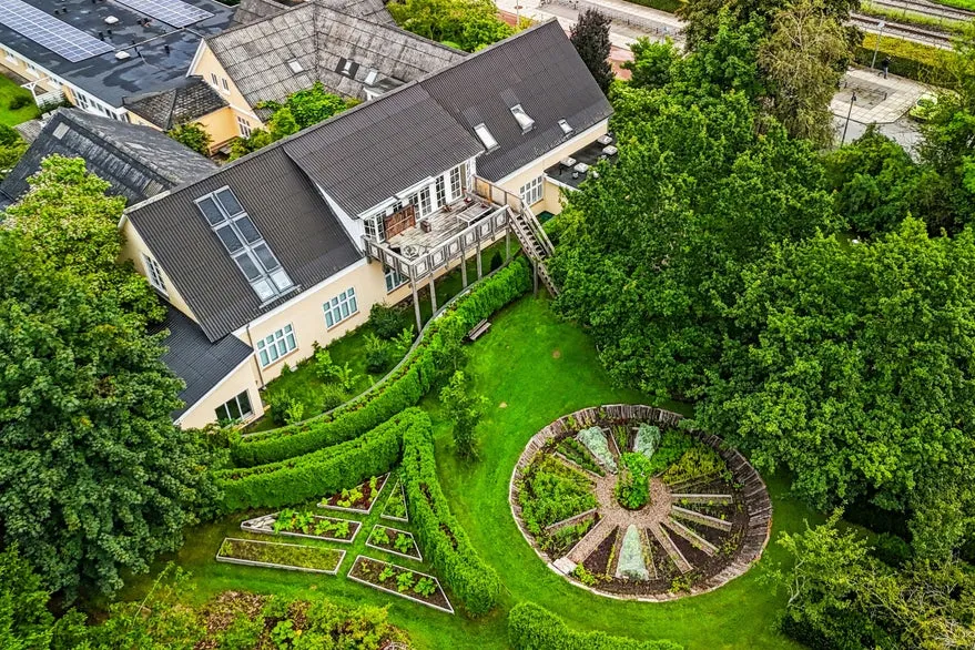 Õhuvaade - Course Centre with Historic Charm near Svendborg