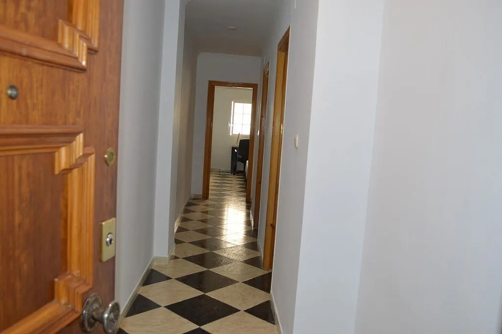Esik - Amueblated Flat with Balcony in Granada
