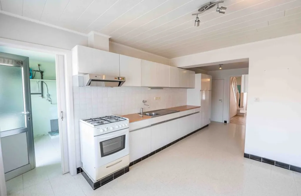 Cucina - Half-Open House with Garden in Harelbeke