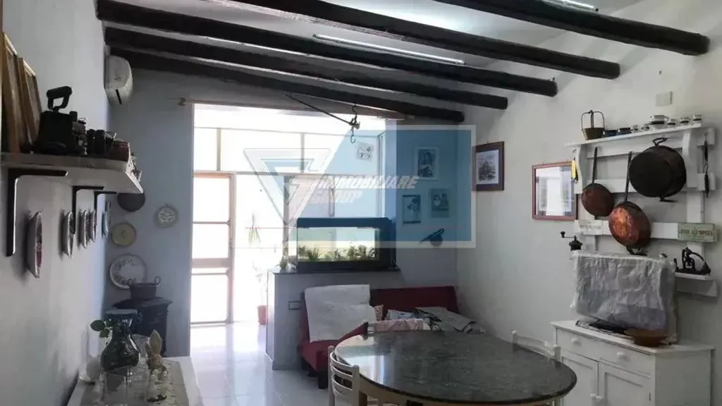Maison 6 pièces à IT