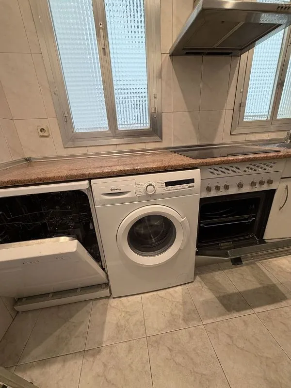 Cuisine - 3-Bedroom Flat with South Orientation in Chamberí