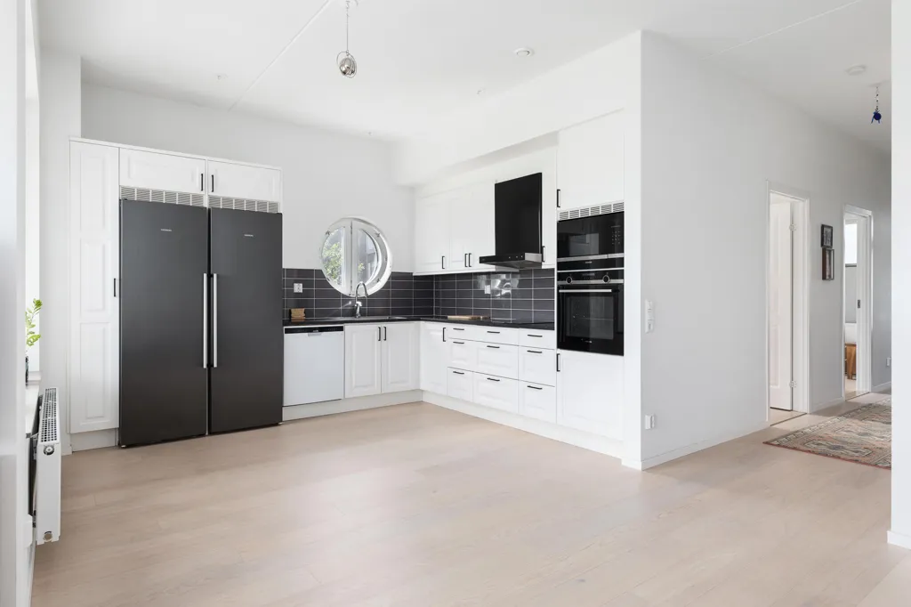 Cucina - Modern Flat with Balcony in Skedala