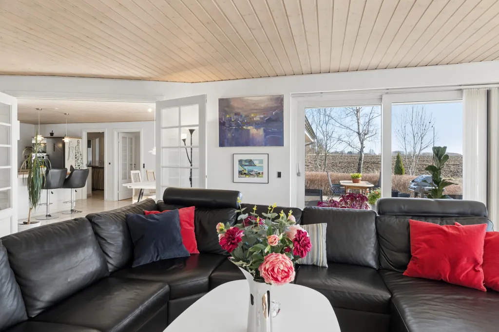 Elutuba - Villa with Extensive Views in Hedehusene