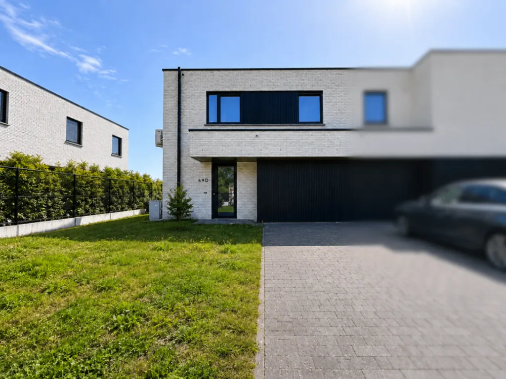 Exterior - Modern Open-Plan House with Garden in Berlare